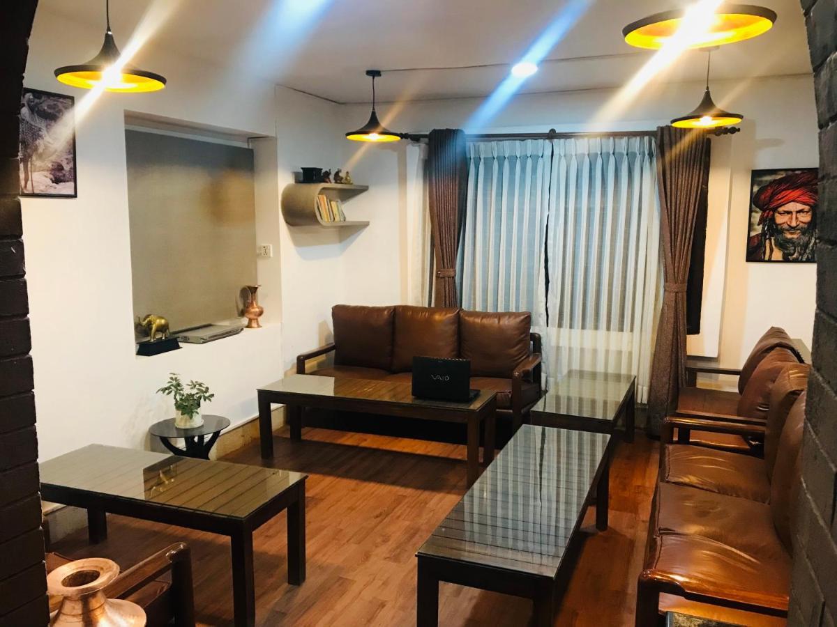 The Majestic Bed & Breakfast Kathmandu Exterior photo