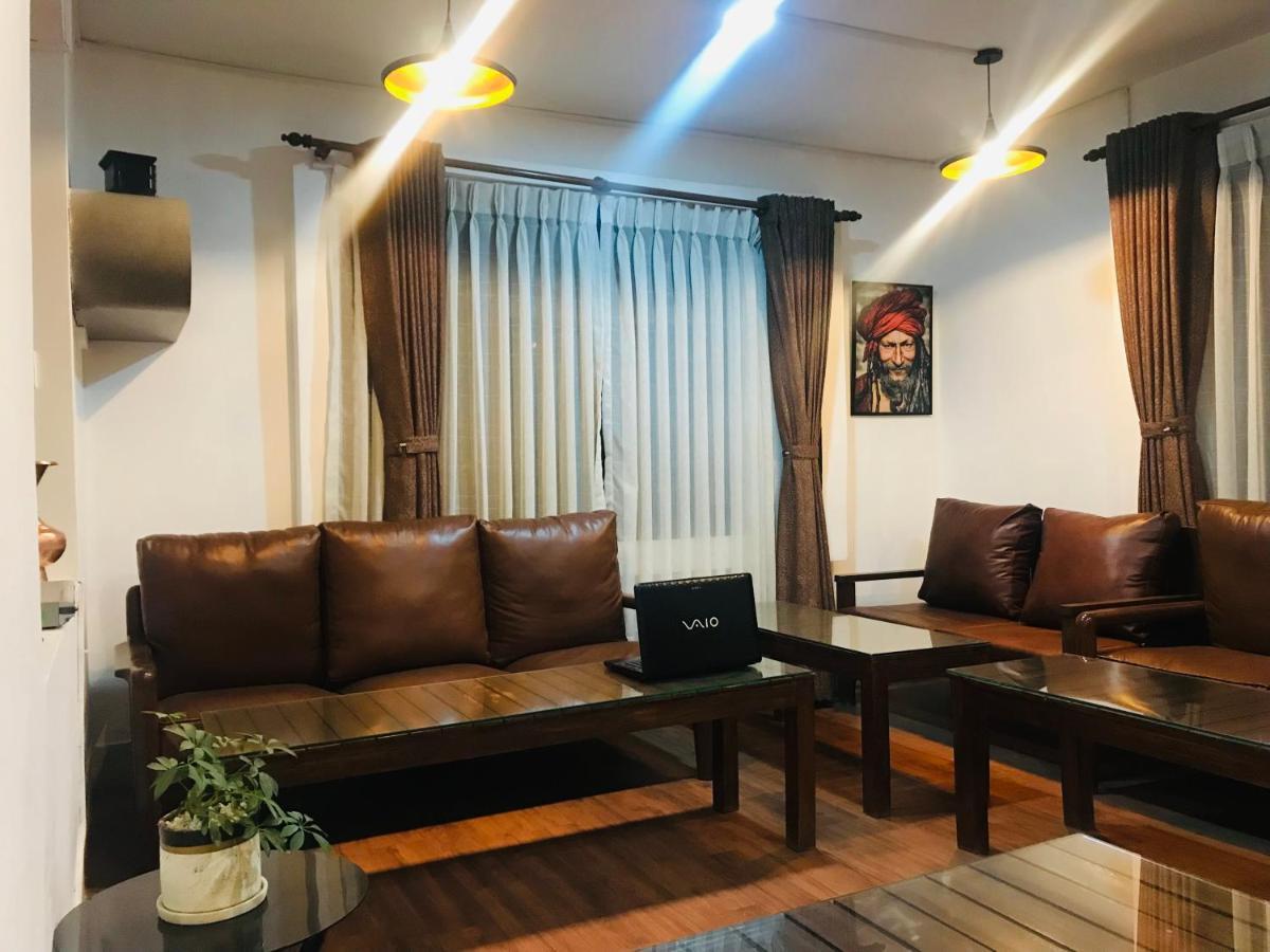 The Majestic Bed & Breakfast Kathmandu Exterior photo